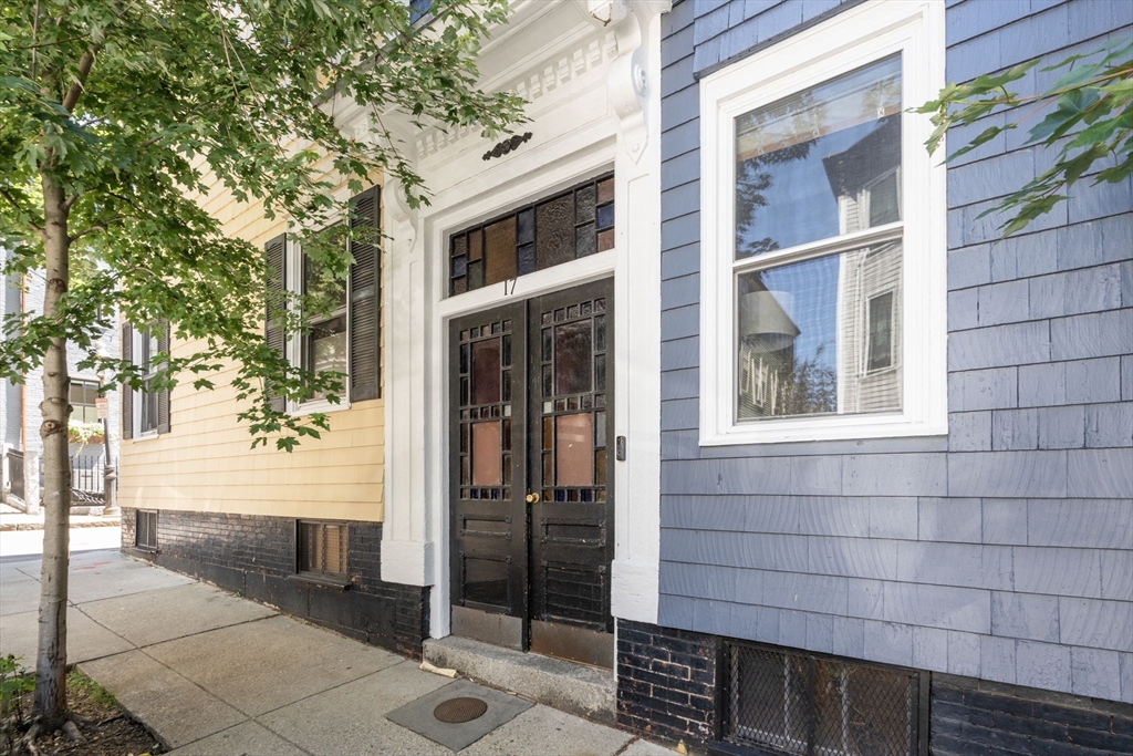 17 Cordis Street # 1