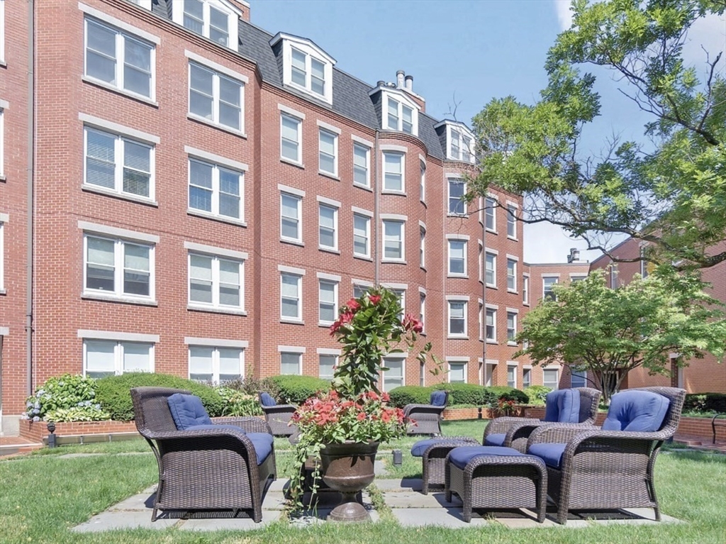 47 Harvard Street # C101