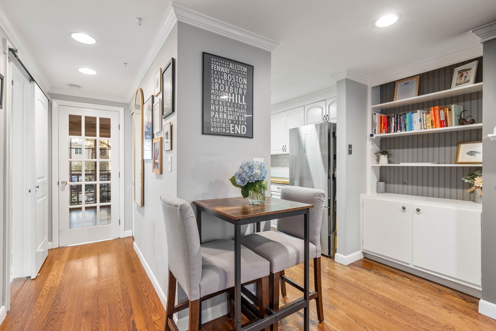 3 Devens St # 1