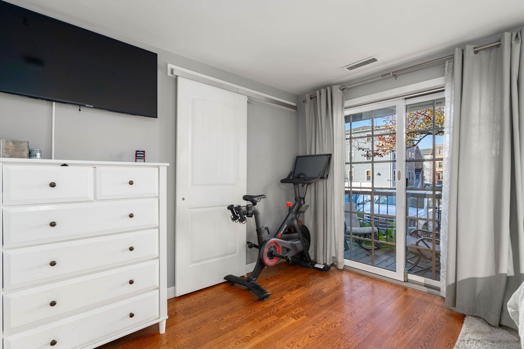 3 Devens St # 1