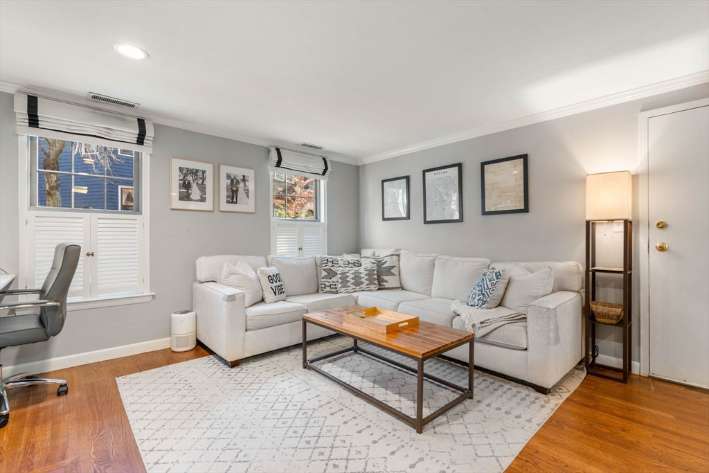 3 Devens St # 1