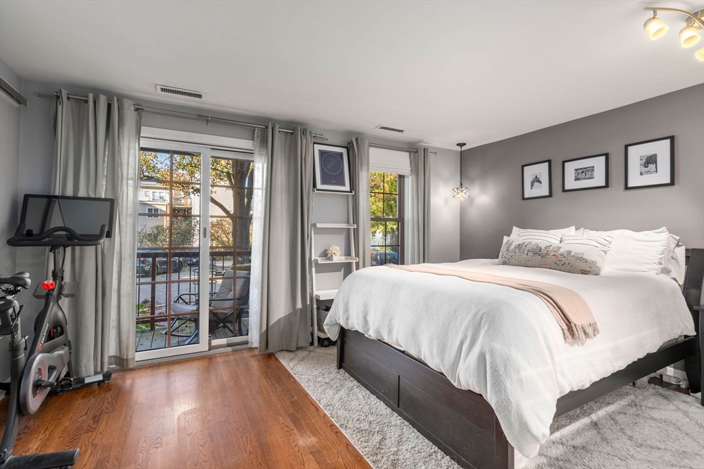 3 Devens St # 1