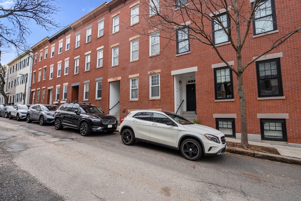 34 Mystic St # 1