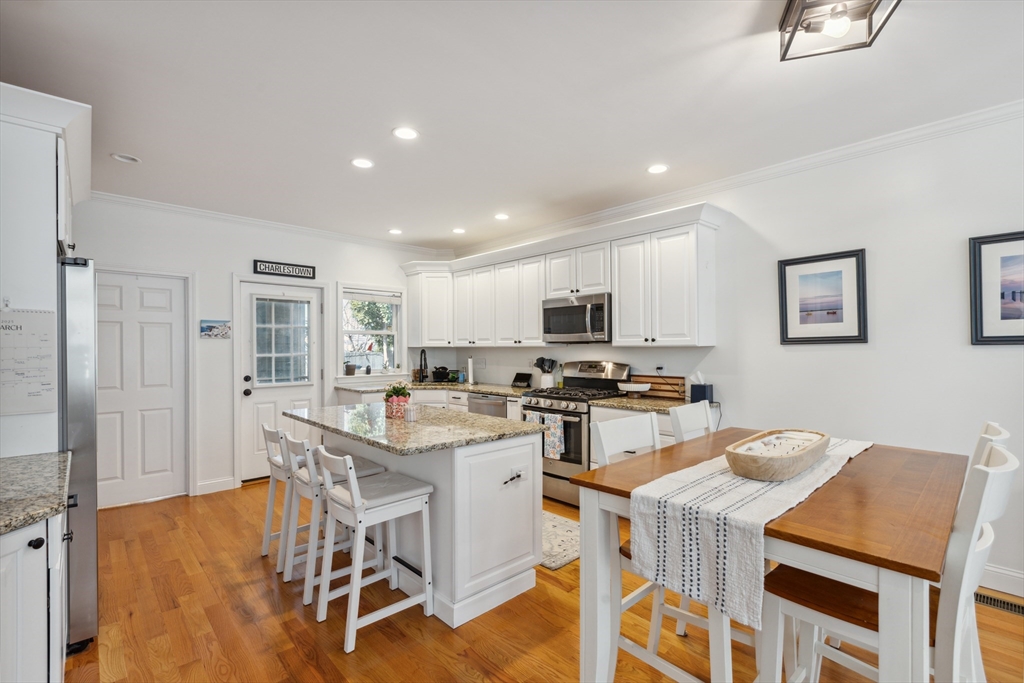 6 N Mead St # 1