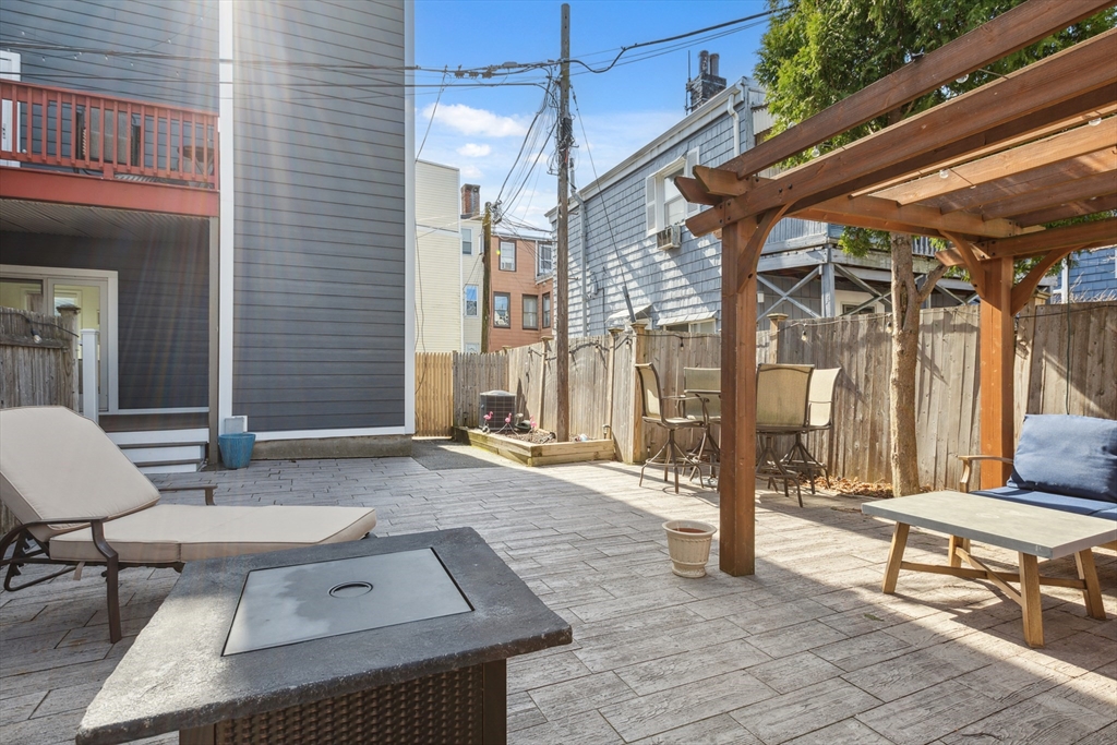 6 N Mead St # 1