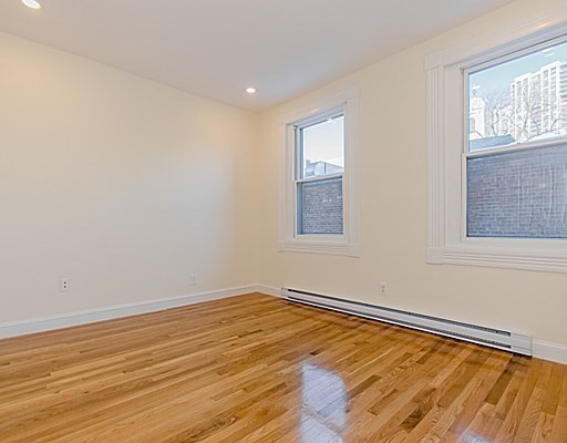 9 Temple St # 1