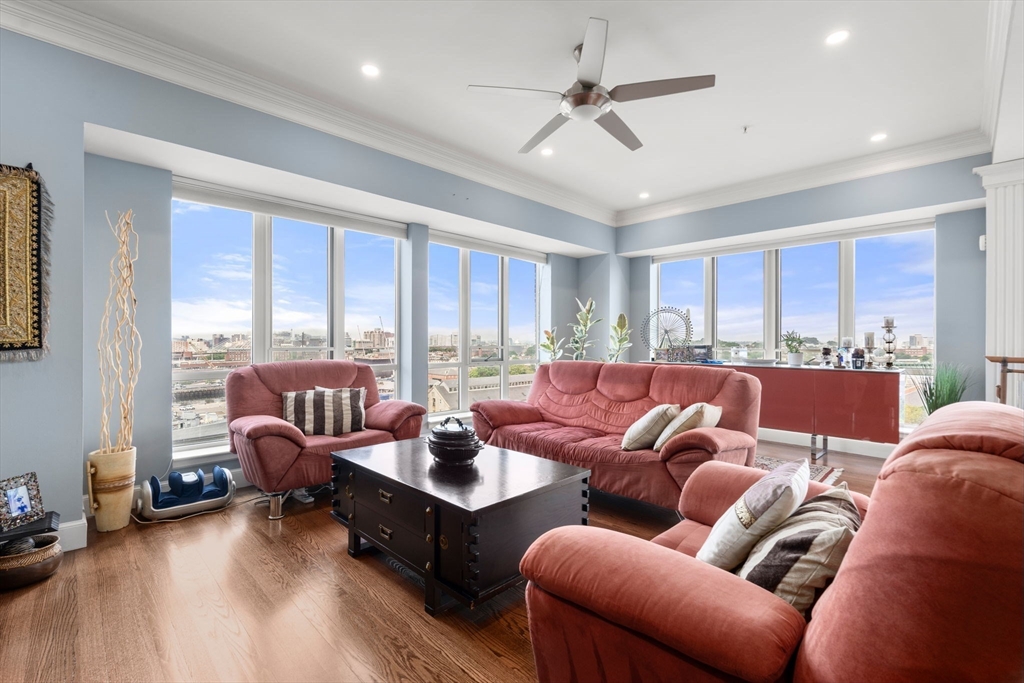 197 8th St Unit: PH230