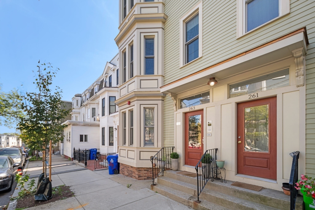 263 Webster St # 2