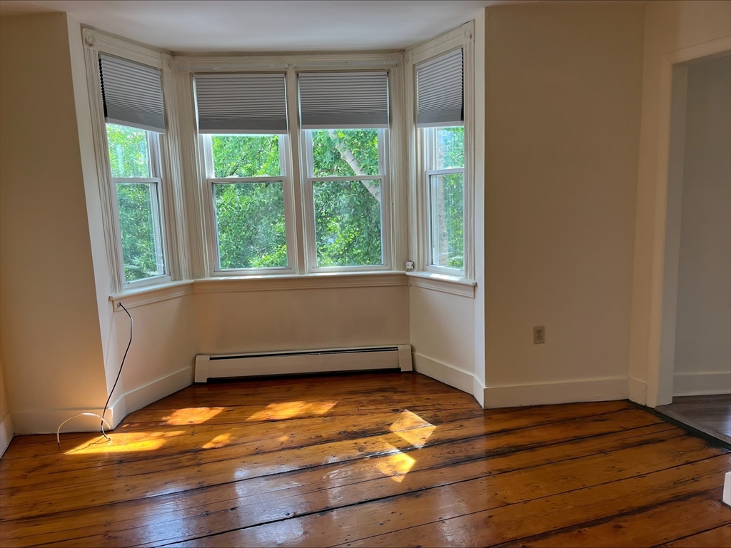 18 Pleasant Street # 3