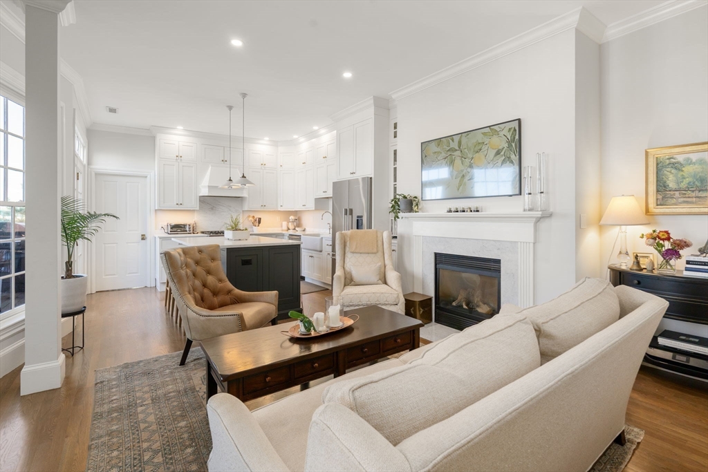 21 Prospect St # 3