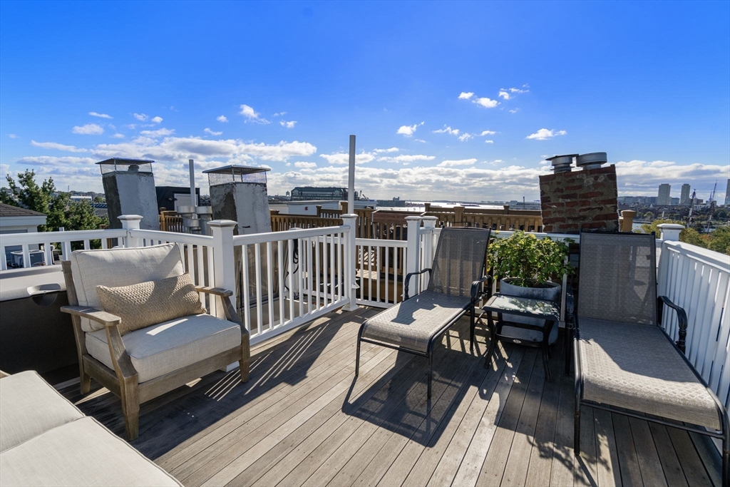 21 Prospect St # 3