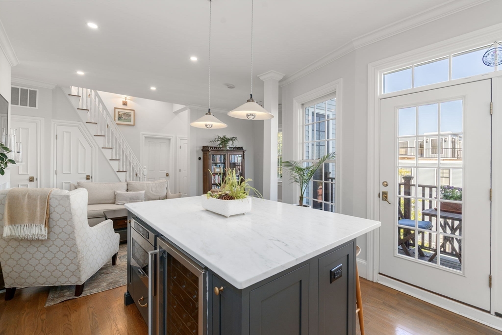 21 Prospect St # 3