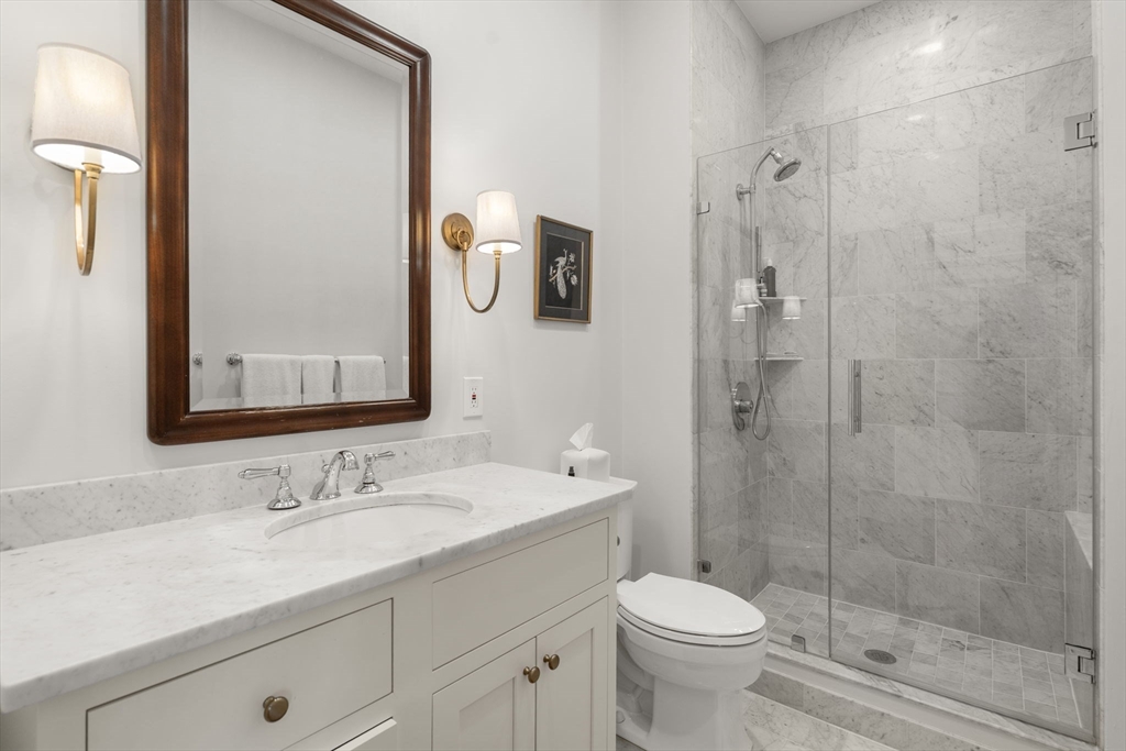 21 Prospect St # 3