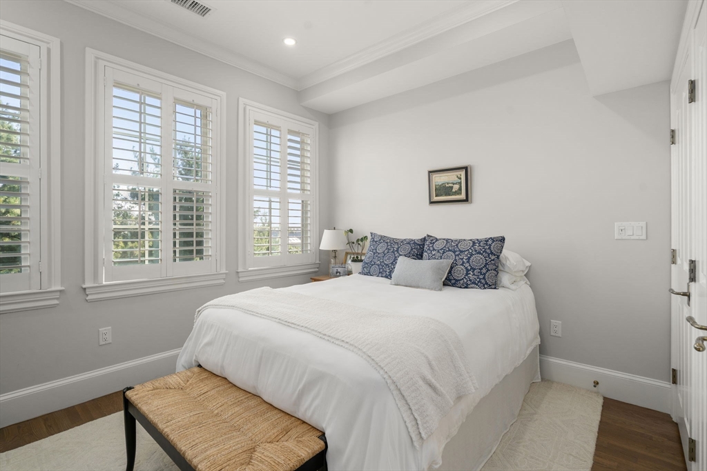 21 Prospect St # 3