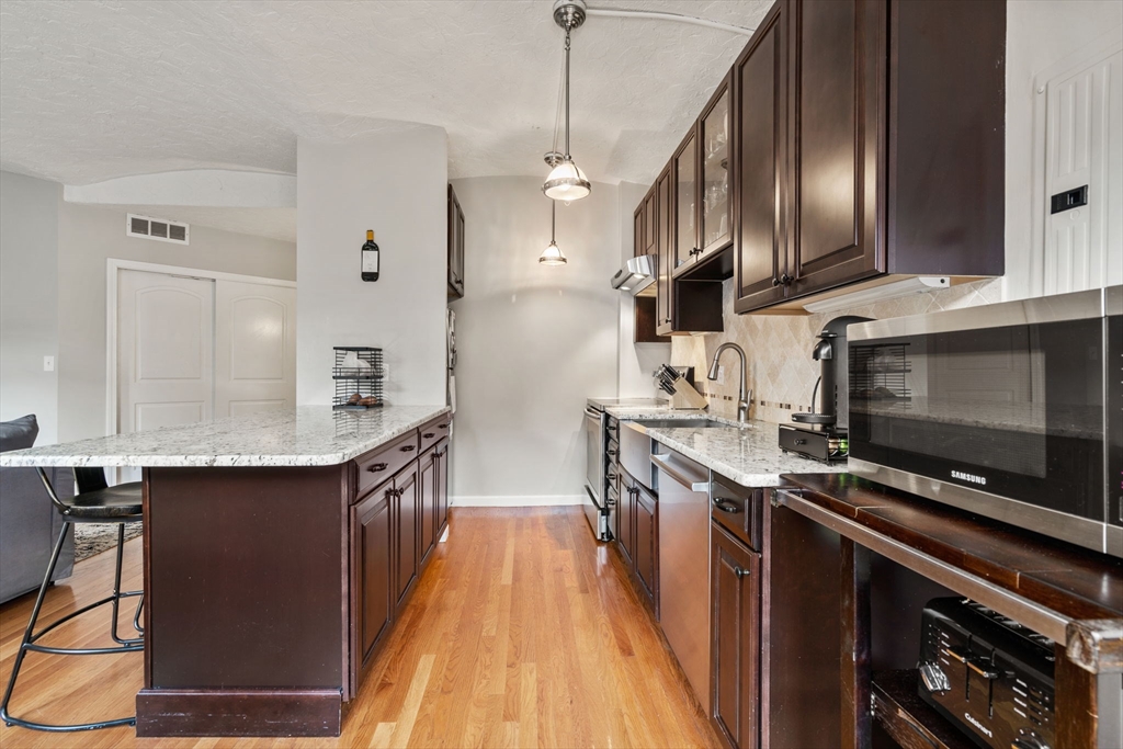 9-15 Battery St # 7