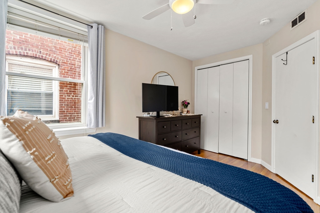 9-15 Battery St # 7