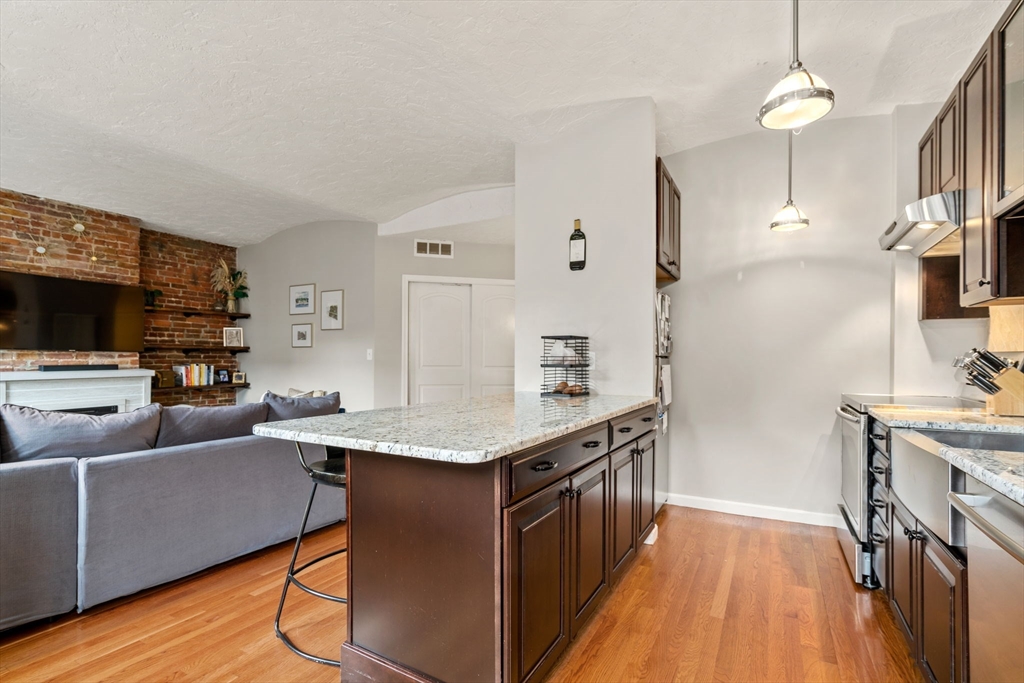 9-15 Battery St # 7