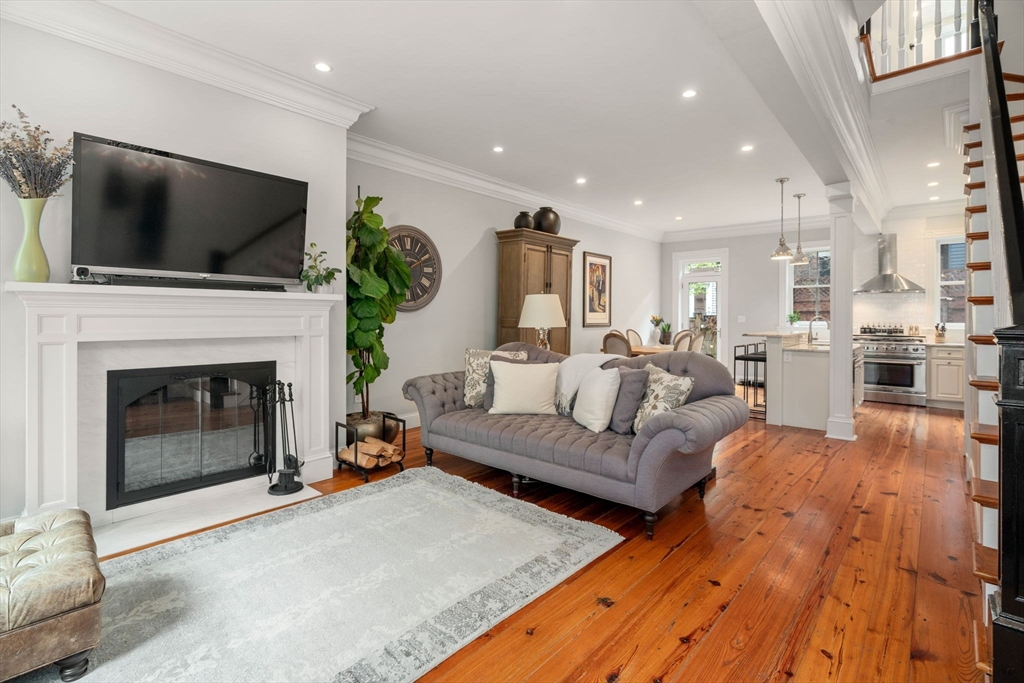 15 Lawnwood Place