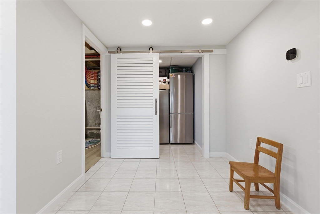 66 Phillips Cir
