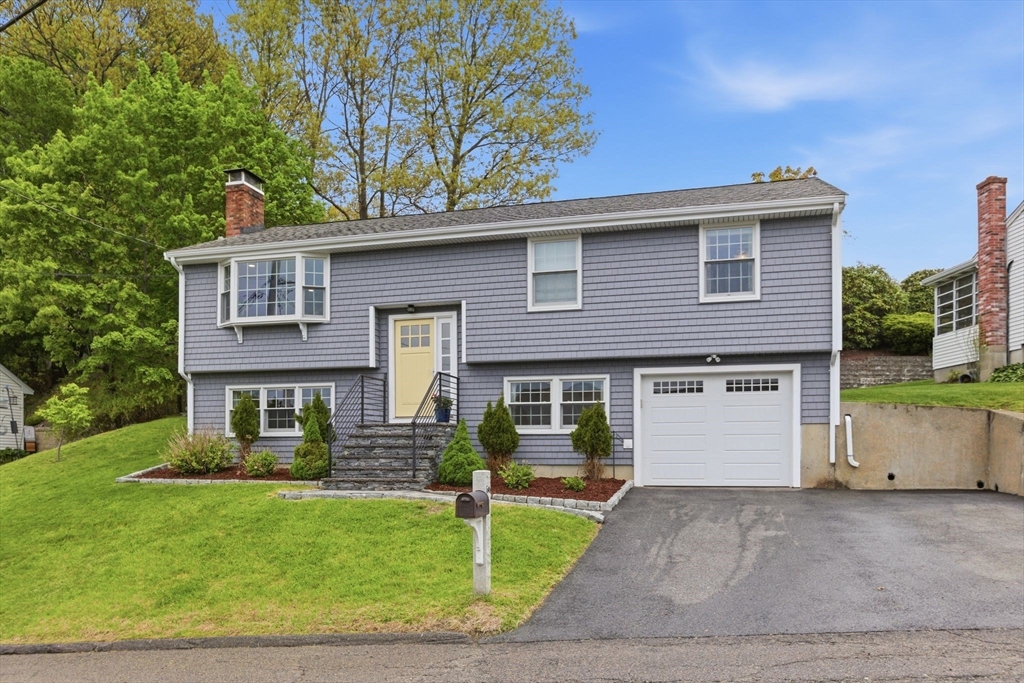 66 Phillips Cir