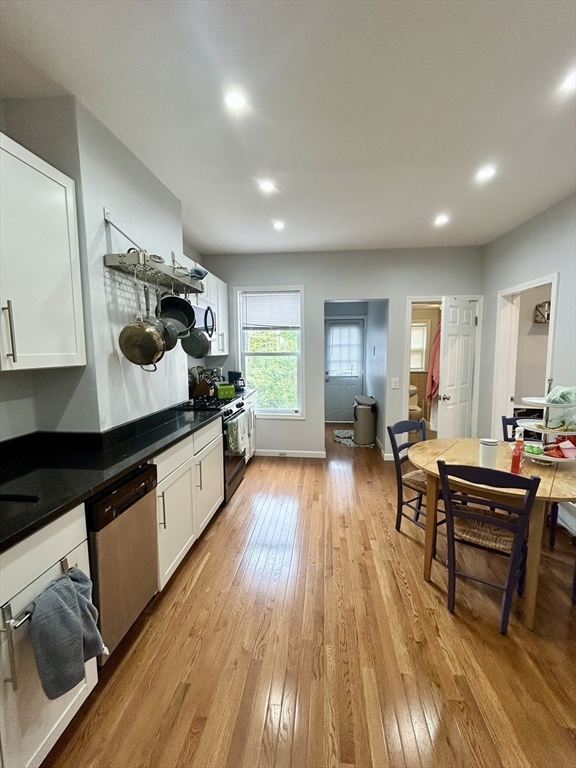 150 L St # 2