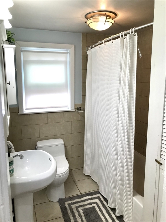 150 L St # 2