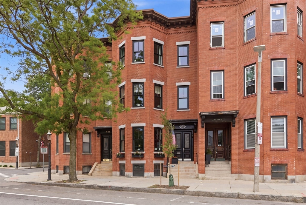 419 Main Street