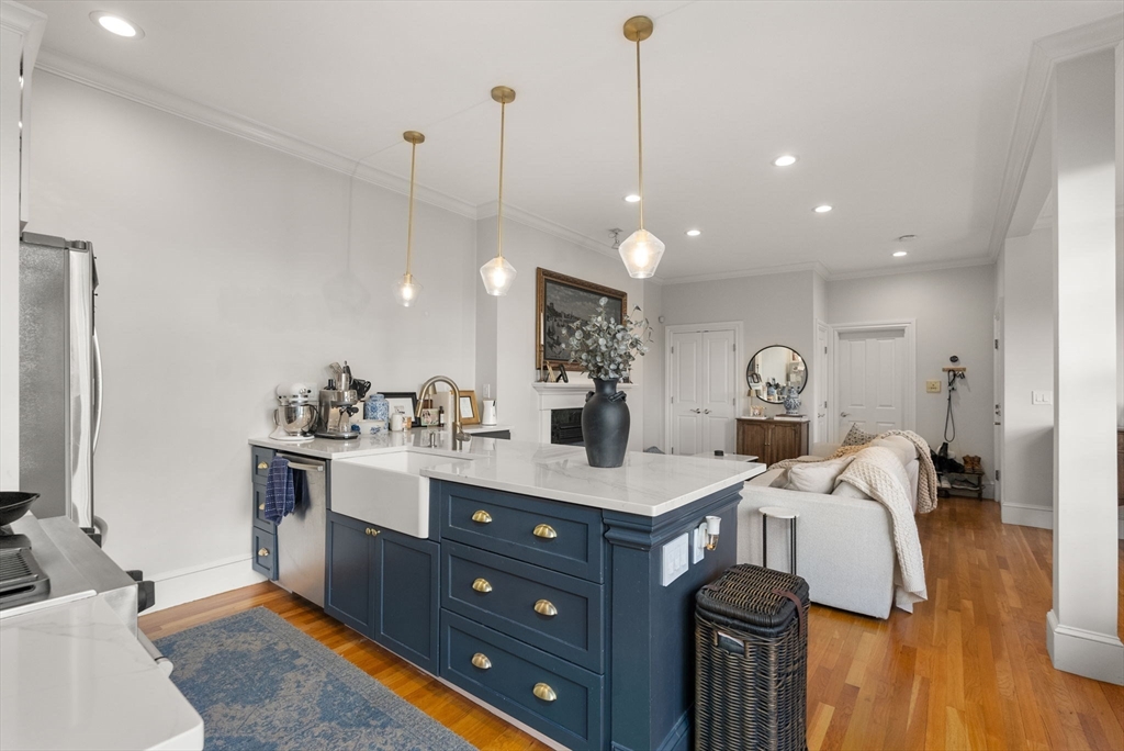 21 Prospect St # 1