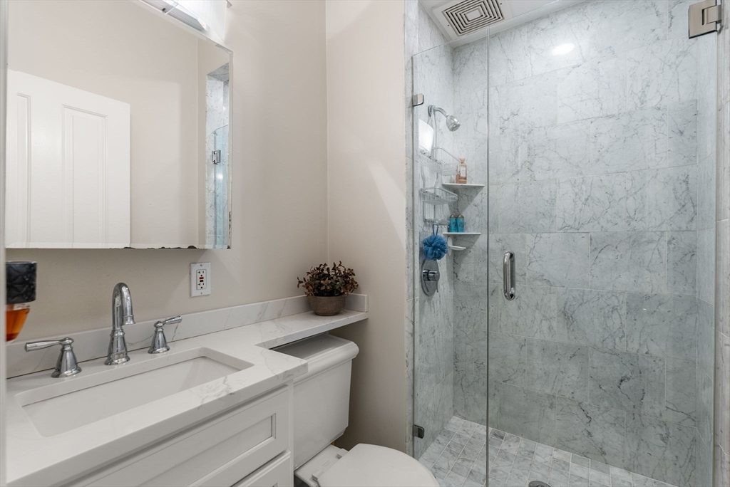 21 Prospect St # 1