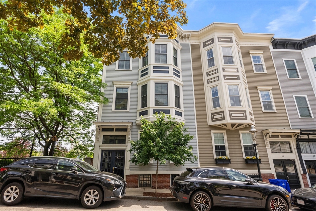 21 Prospect St # 1