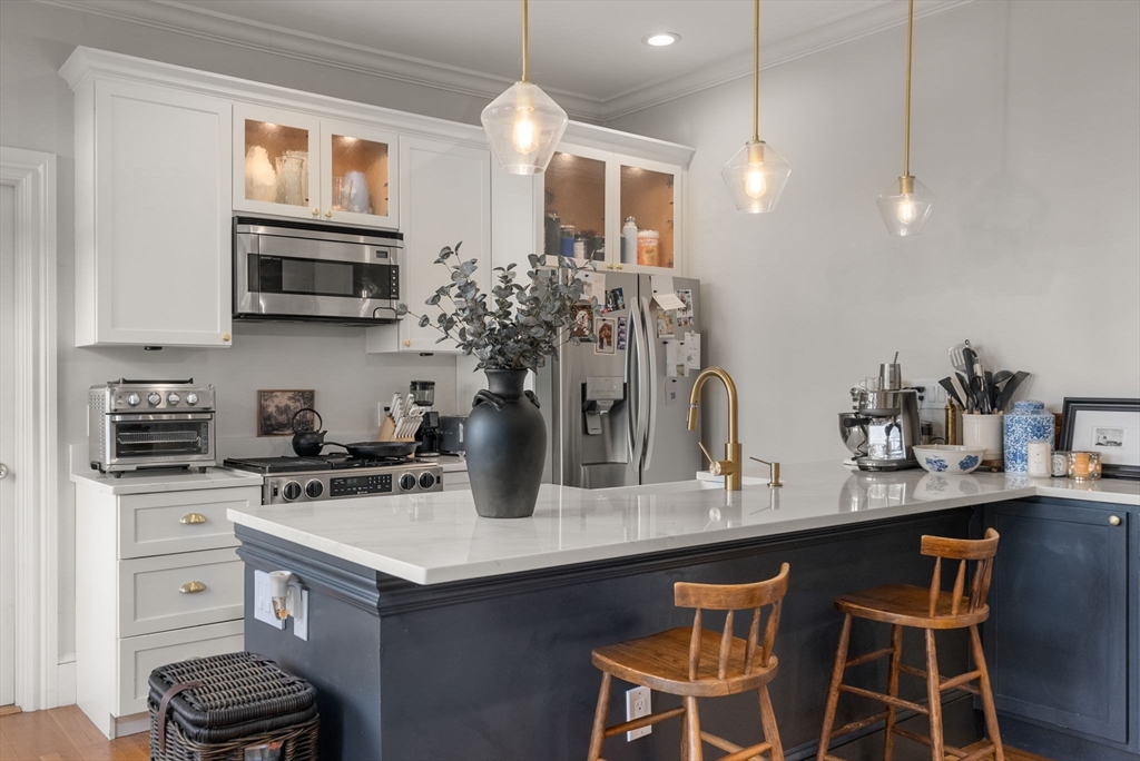 21 Prospect St # 1