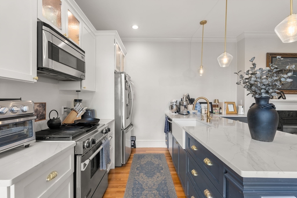 21 Prospect St # 1