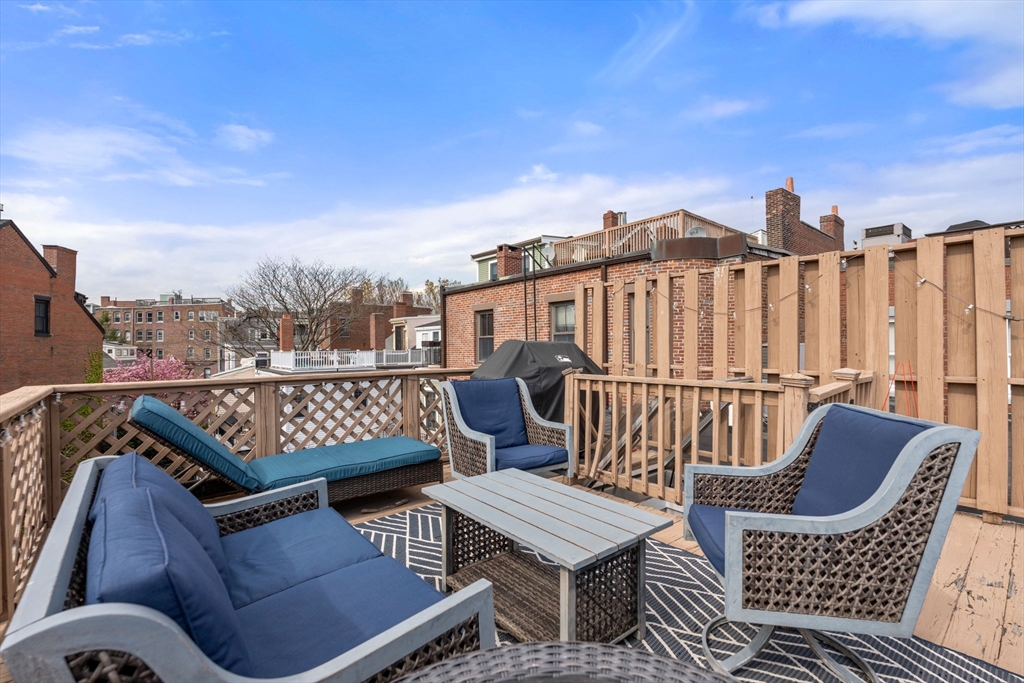 40 Chestnut St # 2