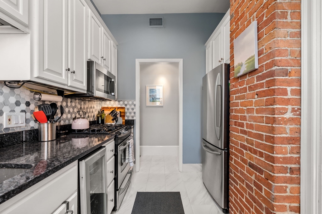 40 Chestnut St # 2
