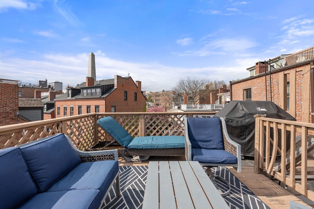40 Chestnut St # 2