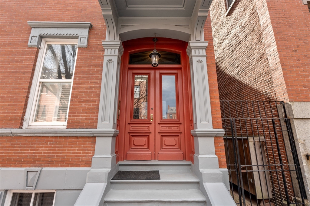 40 Chestnut St # 2