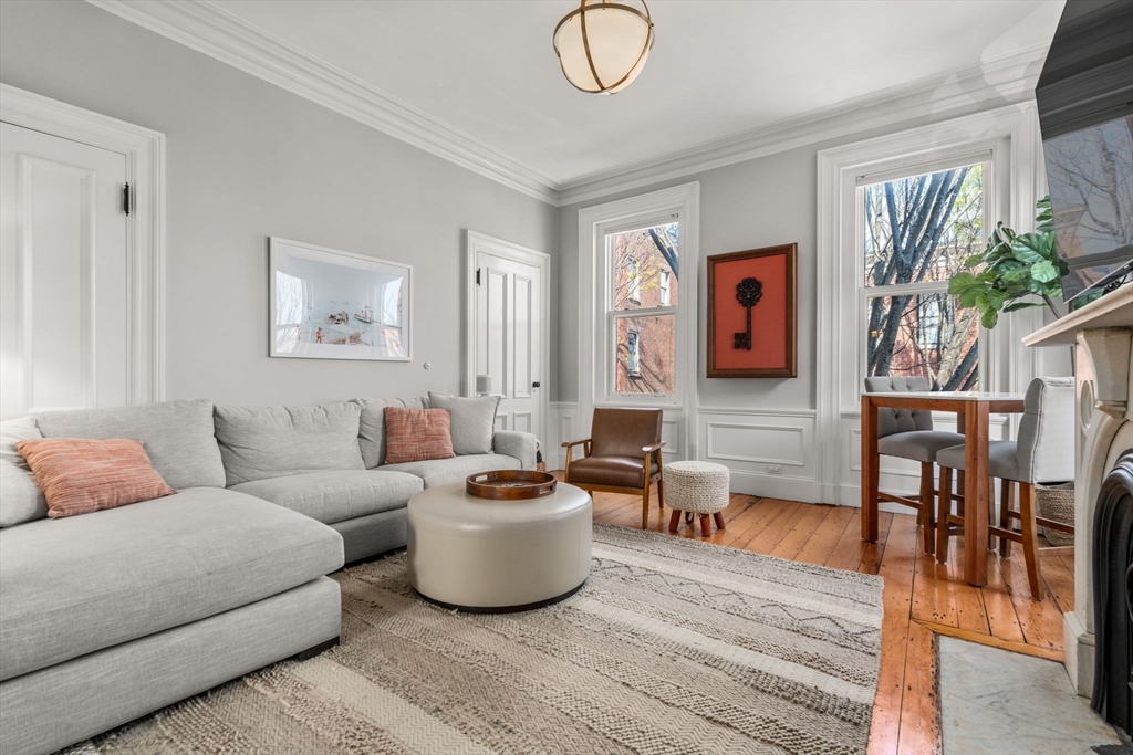 40 Chestnut St # 2