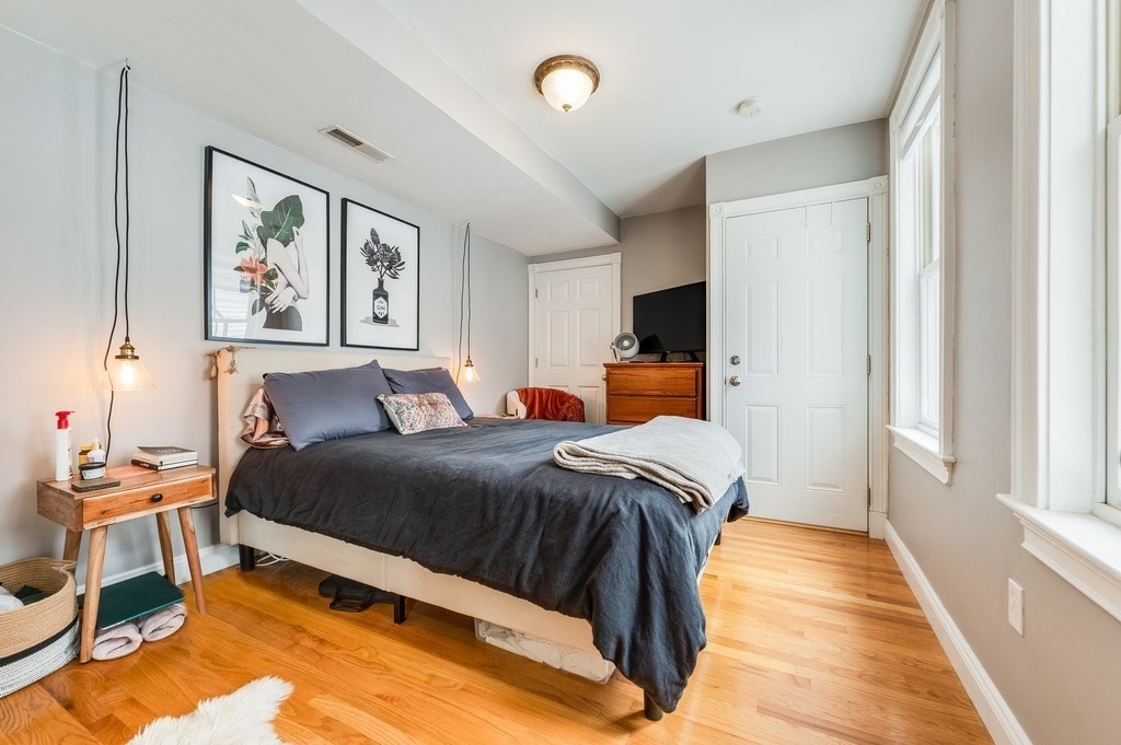 65 Baldwin Street # 2