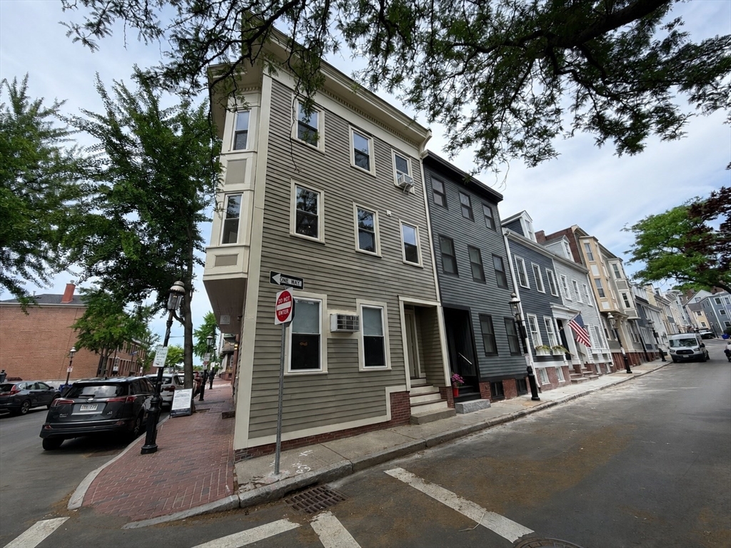 18 Pleasant Street # 2