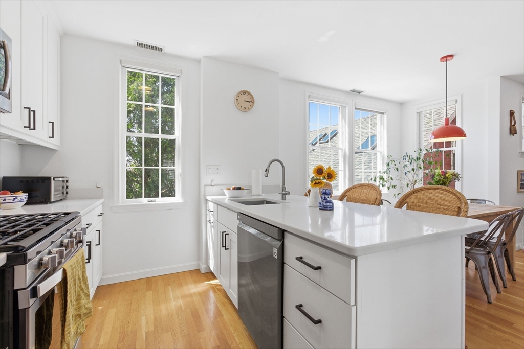 88 Bartlett Street # 2