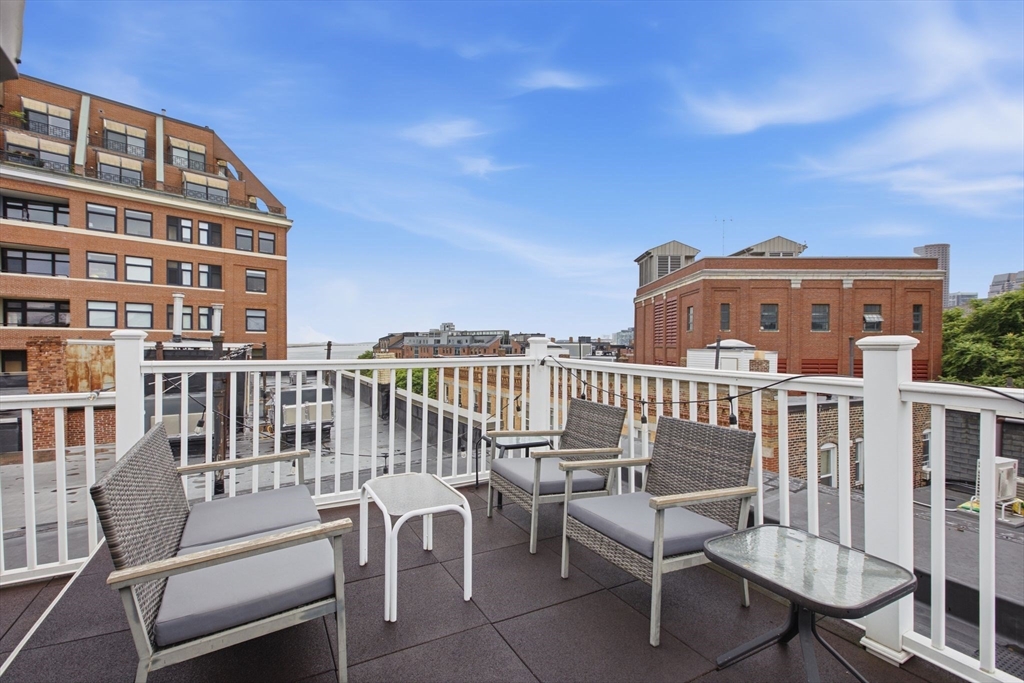 34 Clark St # 5