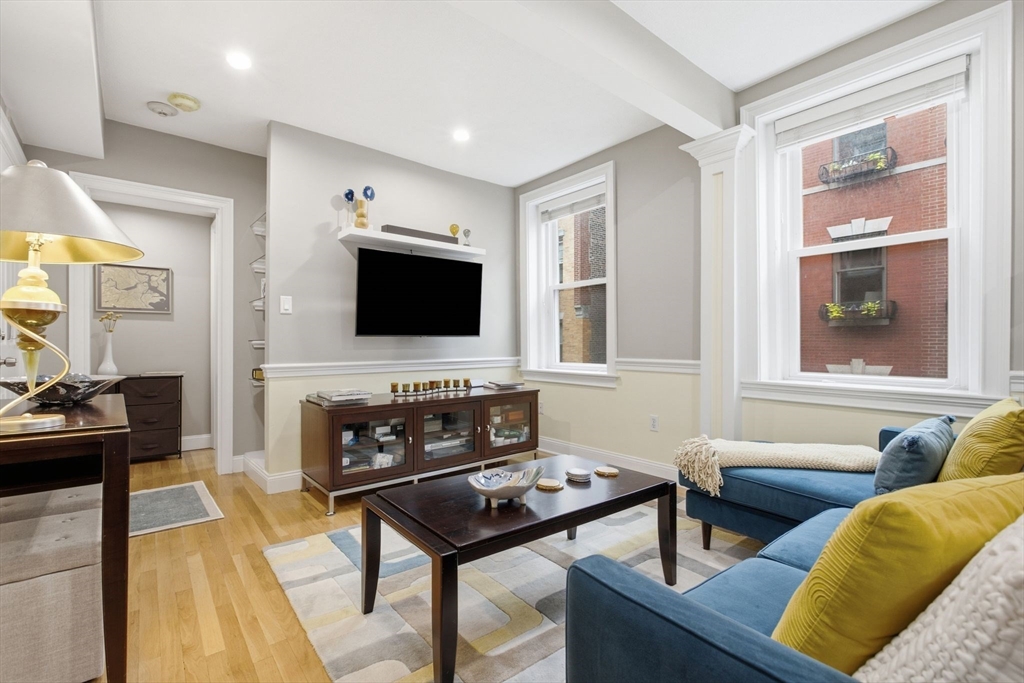 34 Clark St # 5