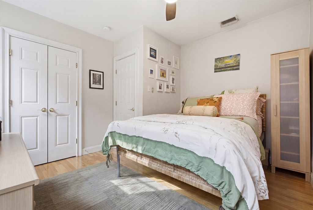 34 Clark St # 5
