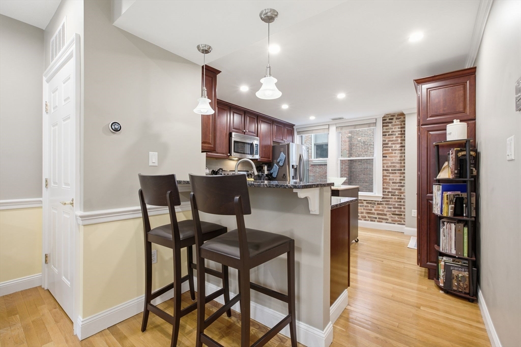 34 Clark St # 5
