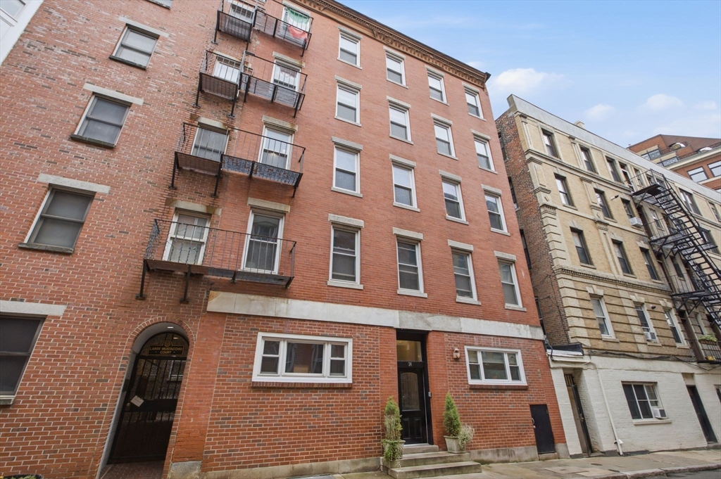 34 Clark St # 5