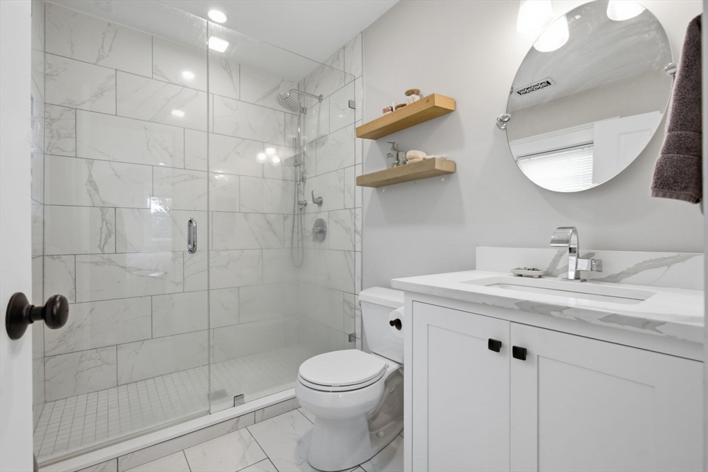 144 Highland Ave # 4