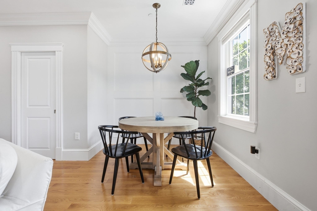 144 Highland Ave # 4