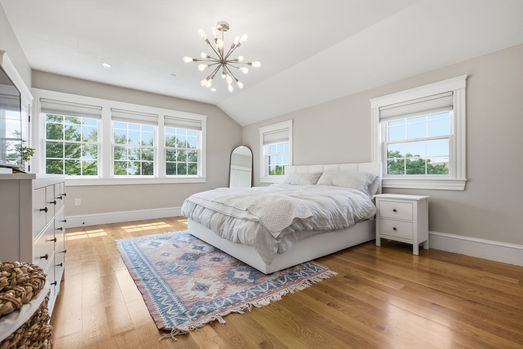 144 Highland Ave # 4