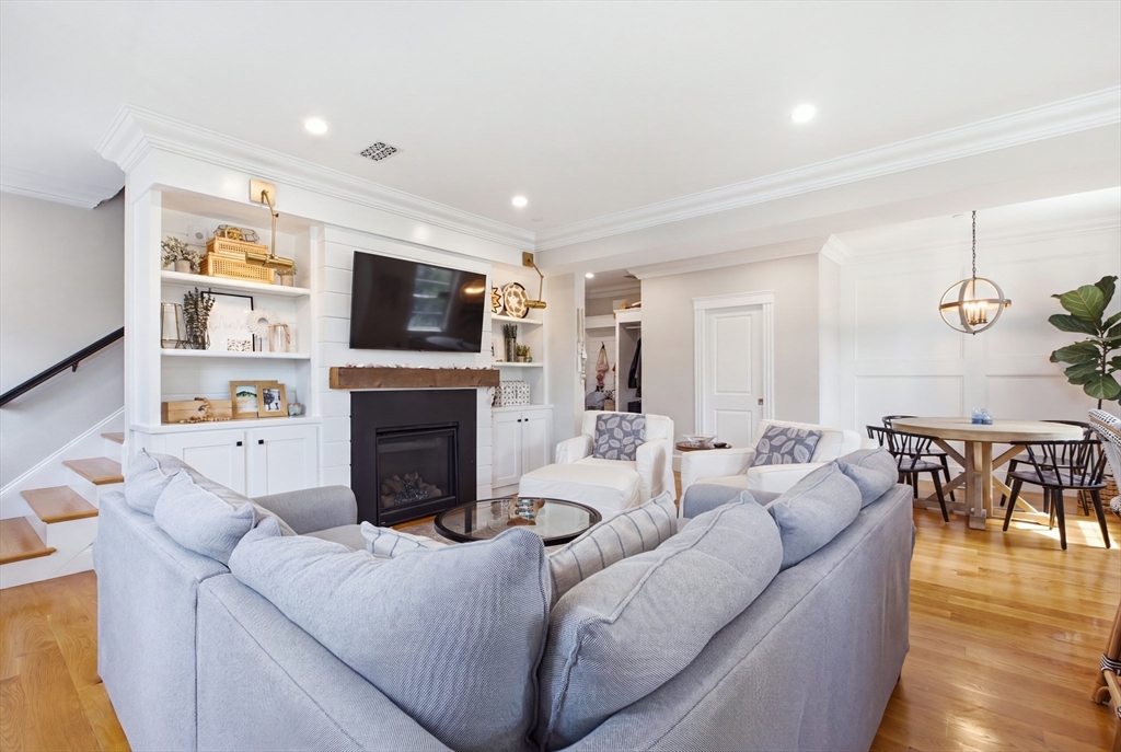 144 Highland Ave # 4