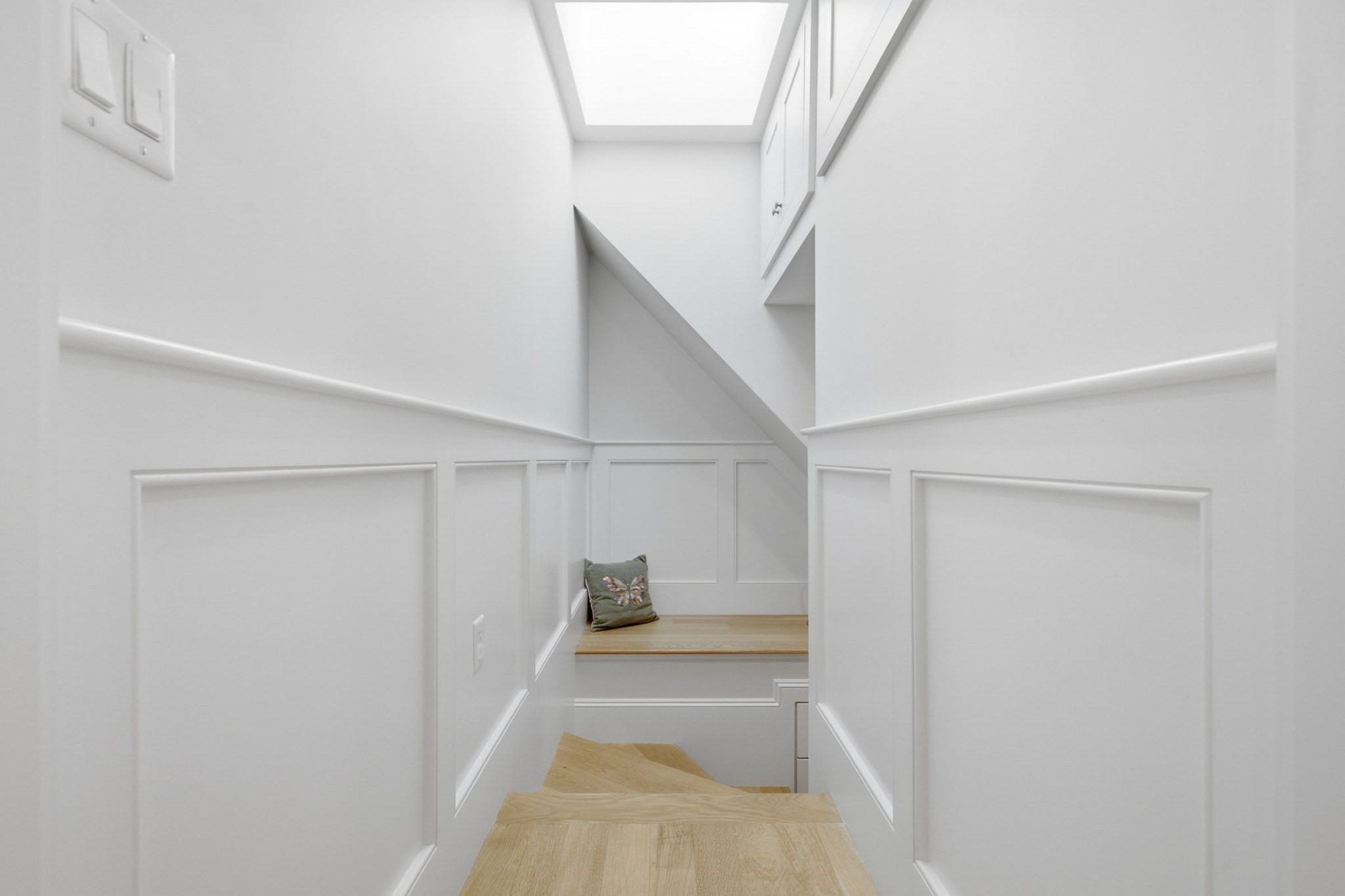 32 Pleasant Street